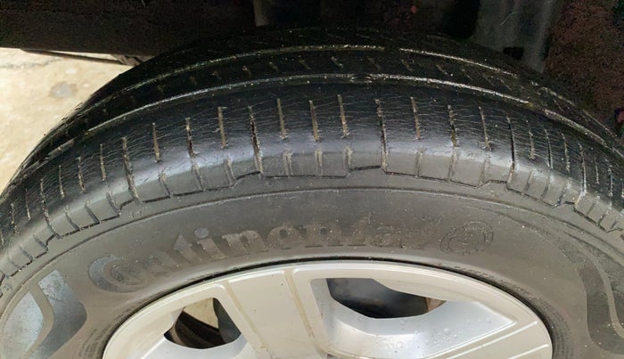 2019 Renault TRIBER RXZ, Petrol, Manual, 58,181 km, Right Rear Tyre Tread