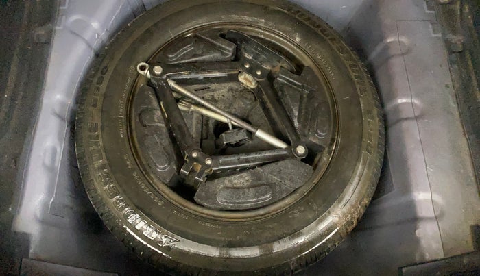 2017 Tata NEXON XT PETROL, Petrol, Manual, 21,544 km, Spare Tyre