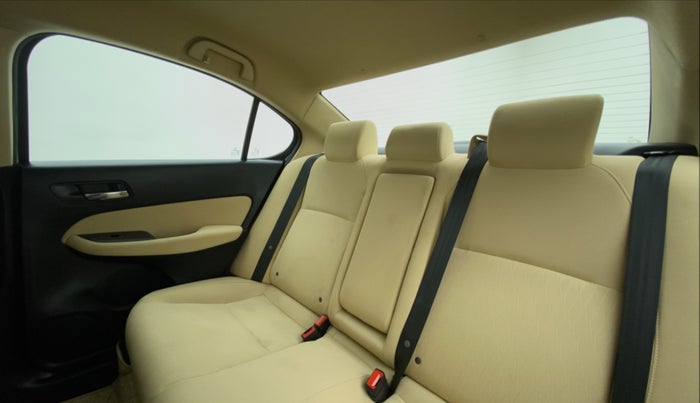 2021 Honda City V MT PETROL, Petrol, Manual, 32,727 km, Right Side Rear Door Cabin