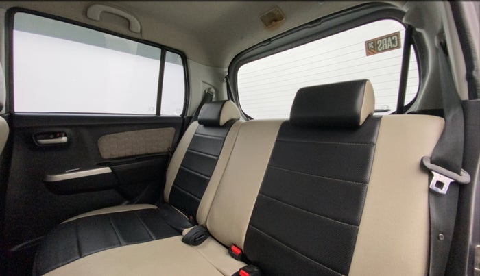 2016 Maruti Wagon R 1.0 VXI AMT, Petrol, Automatic, 47,166 km, Right Side Rear Door Cabin