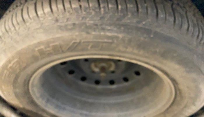 2021 Mahindra XUV500 W9, Diesel, Manual, 1,00,157 km, Spare Tyre