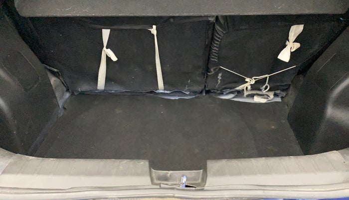 2015 Maruti Baleno DELTA PETROL 1.2, Petrol, Manual, 86,502 km, Boot Inside