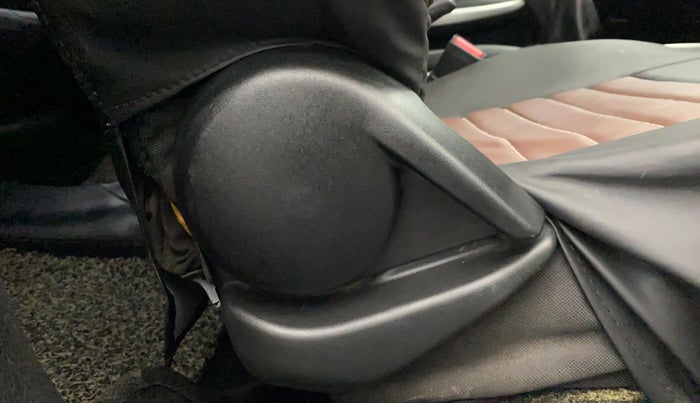 2015 Maruti Baleno DELTA PETROL 1.2, Petrol, Manual, 86,502 km, Driver Side Adjustment Panel