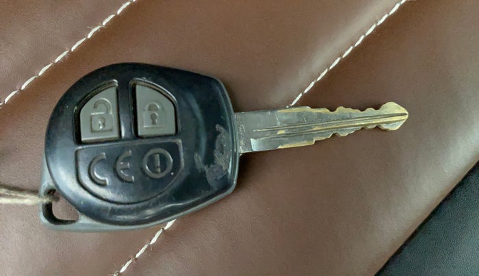 2015 Maruti Baleno DELTA PETROL 1.2, Petrol, Manual, 86,502 km, Key Close Up