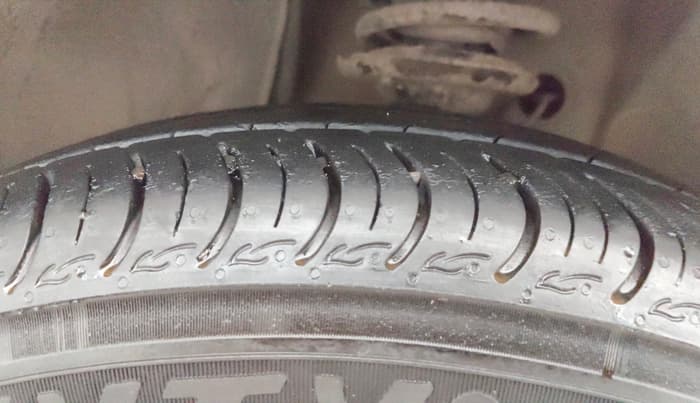 2017 Maruti IGNIS ALPHA 1.2, Petrol, Manual, 73,900 km, Left Front Tyre Tread