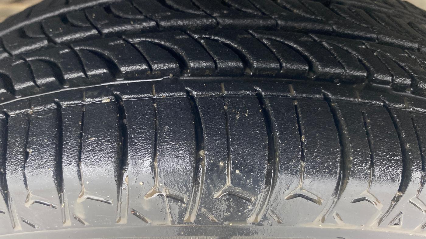 2016 Tata Nano TWIST XTA, Petrol, Automatic, 67,579 km, Left Front Tyre Tread