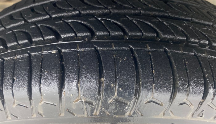 2016 Tata Nano TWIST XTA, Petrol, Automatic, 67,547 km, Left Front Tyre Tread