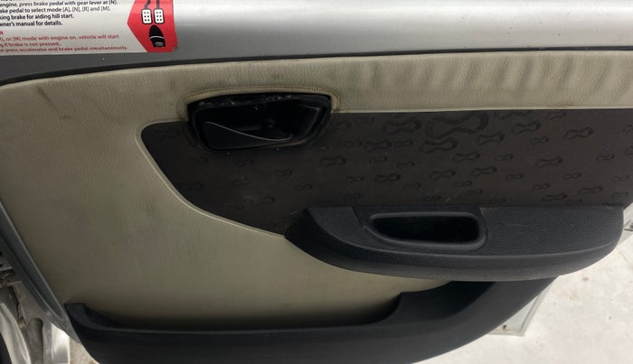 2016 Tata Nano TWIST XTA, Petrol, Automatic, 67,547 km, Driver Side Door Panels Control