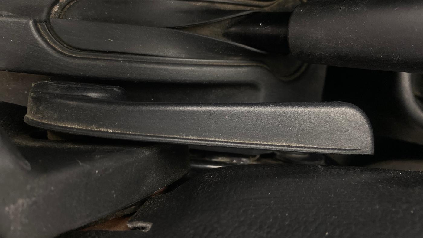 2016 Tata Nano TWIST XTA, Petrol, Automatic, 67,579 km, Driver Side Adjustment Panel