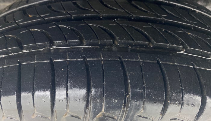2016 Tata Nano TWIST XTA, Petrol, Automatic, 67,547 km, Right Rear Tyre Tread