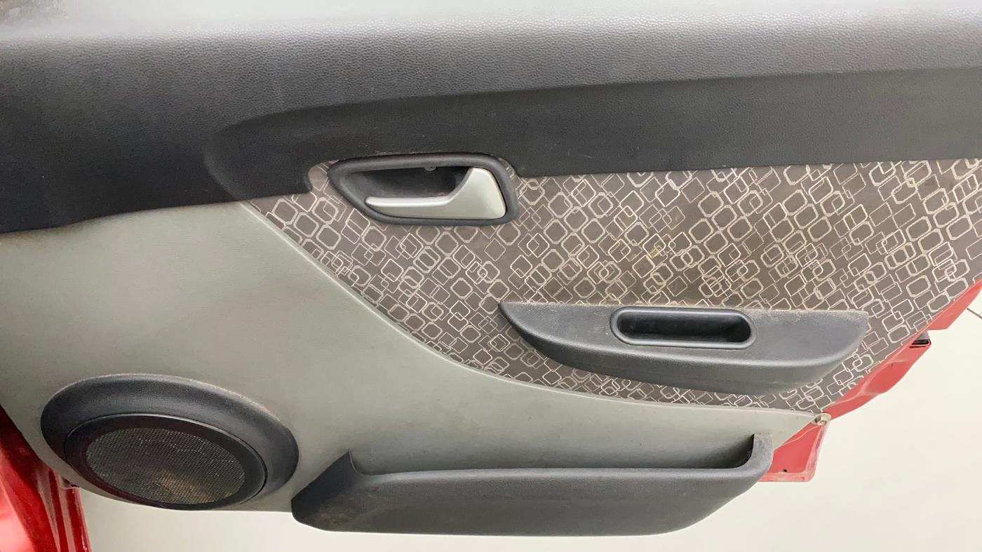 2016 Maruti Alto 800 VXI, Petrol, Manual, 53,944 km, Driver Side Door Panels Control