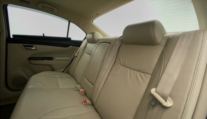 2018 Maruti Ciaz ALPHA 1.4 VVT AMT, Petrol, Automatic, 46,984 km, Right Side Rear Door Cabin