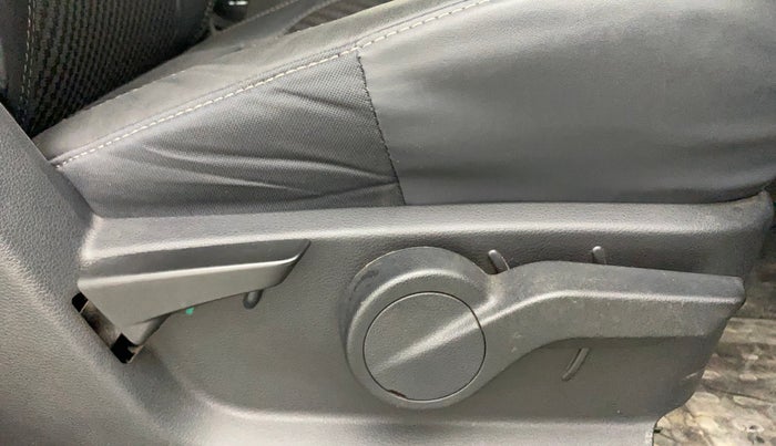 2021 Mahindra Thar LX HT PETROL 4WD MT, Petrol, Manual, 23,965 km, Driver Side Adjustment Panel
