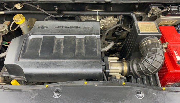 2016 Mahindra Kuv100 K8 6 STR, Petrol, Manual, 38,720 km, Engine View