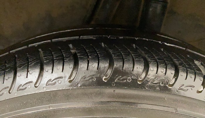 2018 Honda Amaze 1.2L I-VTEC V, Petrol, Manual, 24,974 km, Left Rear Tyre Tread