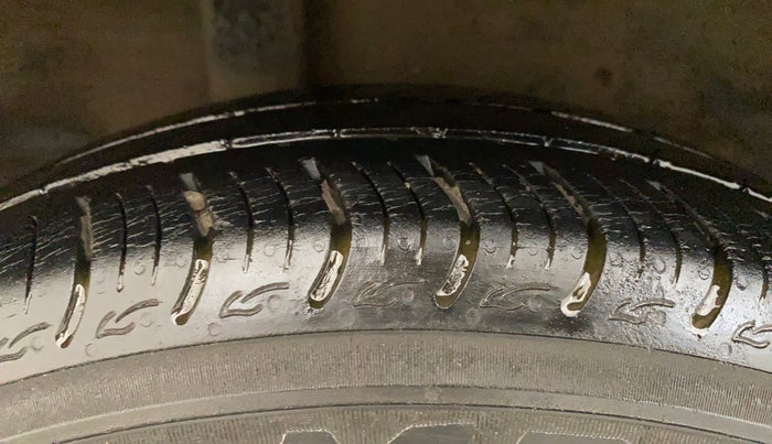 2018 Honda Amaze 1.2L I-VTEC V, Petrol, Manual, 24,974 km, Right Rear Tyre Tread