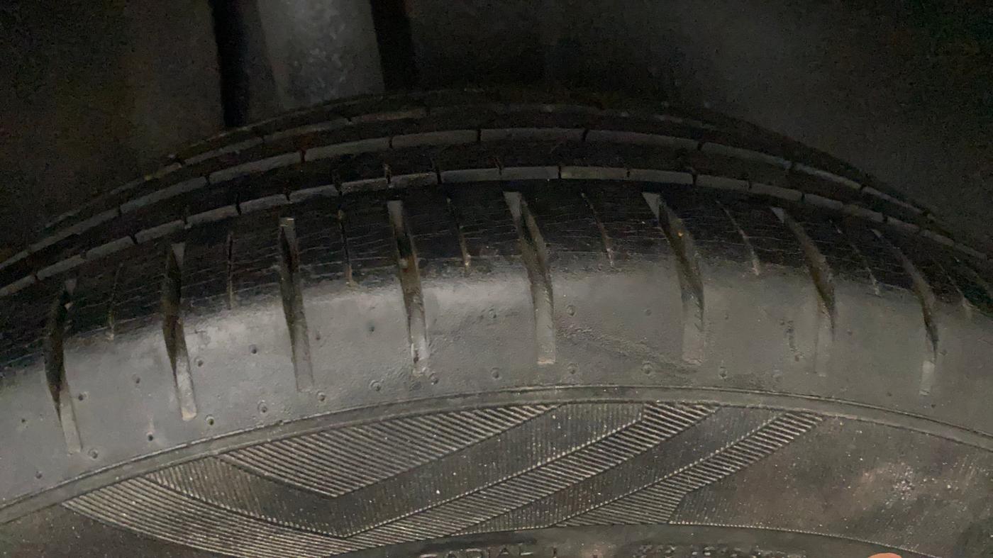 2020 Maruti Baleno ZETA PETROL 1.2, Petrol, Manual, 25,796 km, Right Rear Tyre Tread