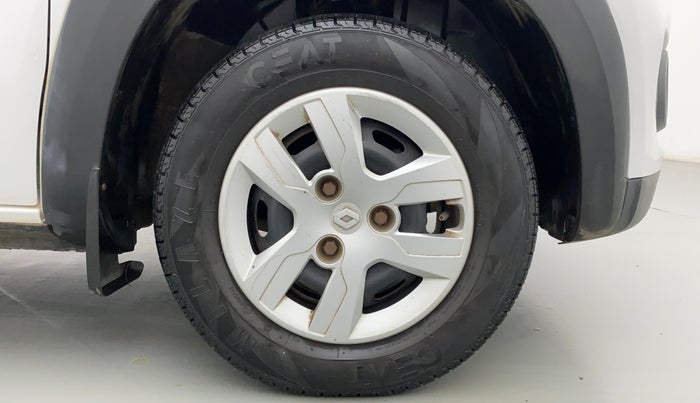 2017 Renault Kwid RXT, Petrol, Manual, 12,398 km, Right Front Wheel