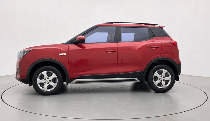 2019 Mahindra XUV300 W6 1.5 DIESEL, Diesel, Manual, 54,443 km, Left Side