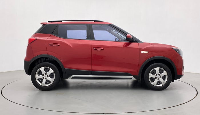 2019 Mahindra XUV300 W6 1.5 DIESEL, Diesel, Manual, 54,443 km, Right Side View