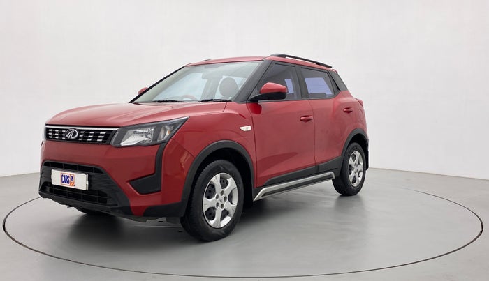 2019 Mahindra XUV300 W6 1.5 DIESEL, Diesel, Manual, 54,443 km, Left Front Diagonal
