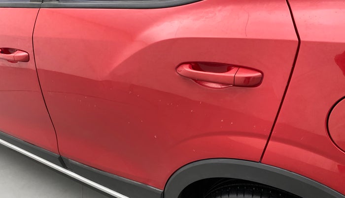 2019 Mahindra XUV300 W6 1.5 DIESEL, Diesel, Manual, 54,443 km, Rear left door - Slightly dented