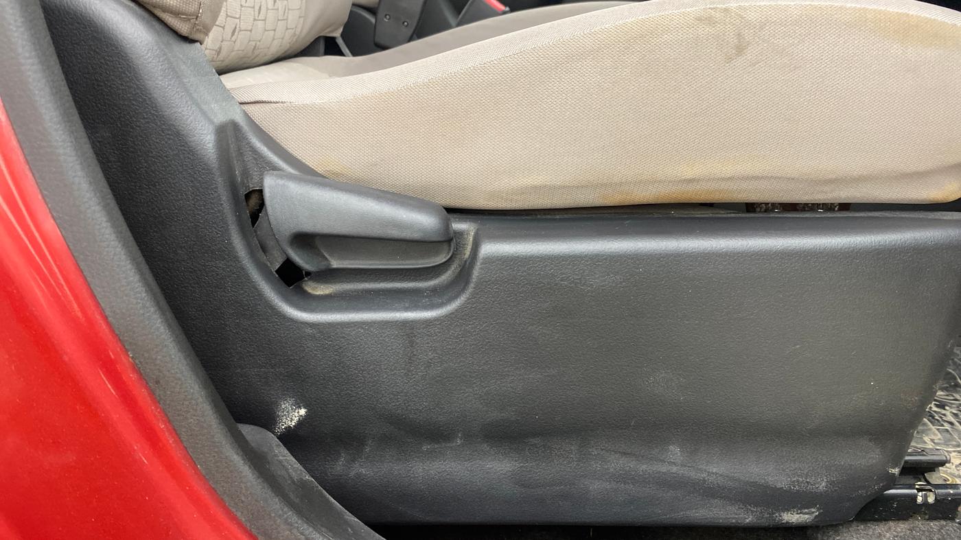 2015 Maruti Wagon R 1.0 VXI AMT, Petrol, Automatic, 32,019 km, Driver Side Adjustment Panel