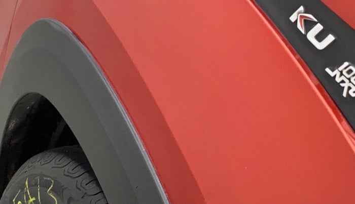 2018 Mahindra KUV 100 NXT K8 P 6 STR DUAL TONE, Petrol, Manual, 53,588 km, Right fender - Slightly dented