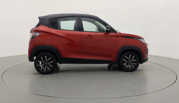 2018 Mahindra KUV 100 NXT K8 P 6 STR DUAL TONE, Petrol, Manual, 53,588 km, Right Side