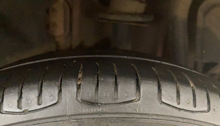 2017 Tata Tiago XZ PETROL, CNG, Manual, 65,204 km, Left Rear Tyre Tread