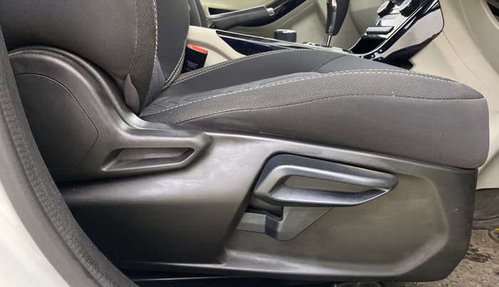 2022 Tata NEXON XZA PLUS SUNROOF DUAL TONE PETROL, Petrol, Automatic, 19,875 km, Driver Side Adjustment Panel