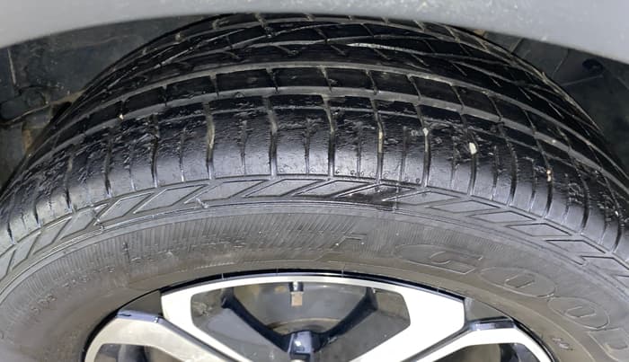 2022 Tata NEXON XZA PLUS SUNROOF DUAL TONE PETROL, Petrol, Automatic, 19,875 km, Left Rear Tyre Tread