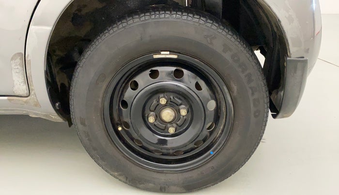 2011 Maruti Ritz VXI, Petrol, Manual, 37,300 km, Left Rear Wheel