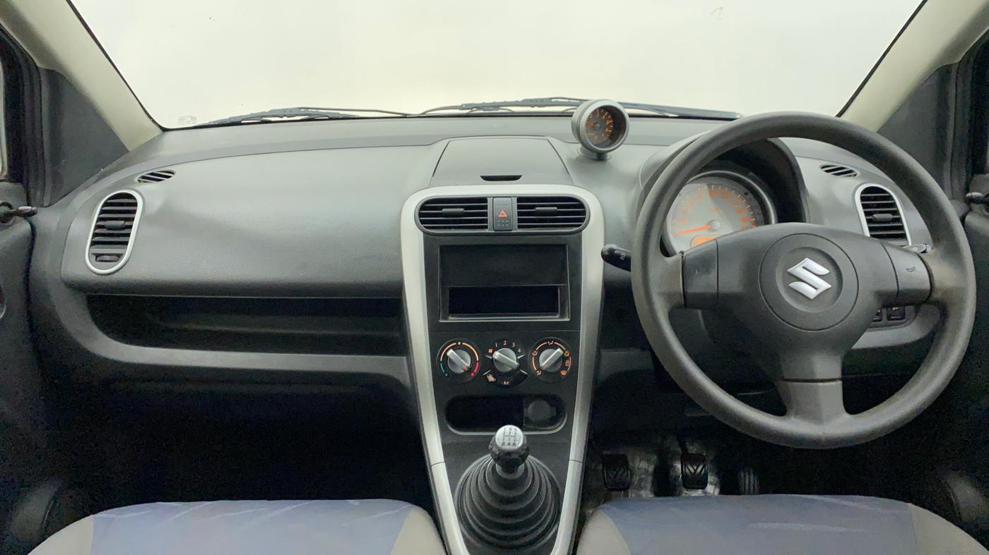 2011 Maruti Ritz VXI, Petrol, Manual, 37,300 km, Dashboard