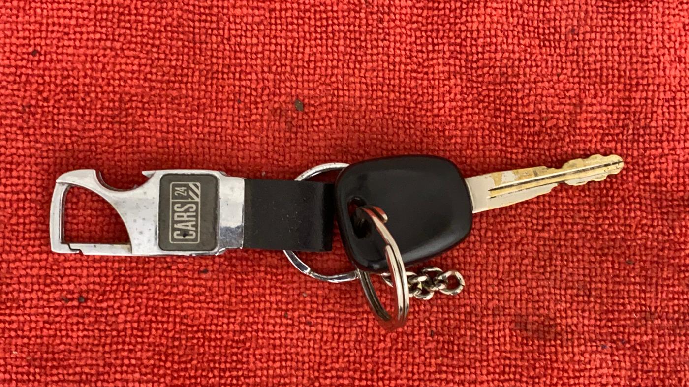 2011 Maruti Ritz VXI, Petrol, Manual, 37,300 km, Key Close Up