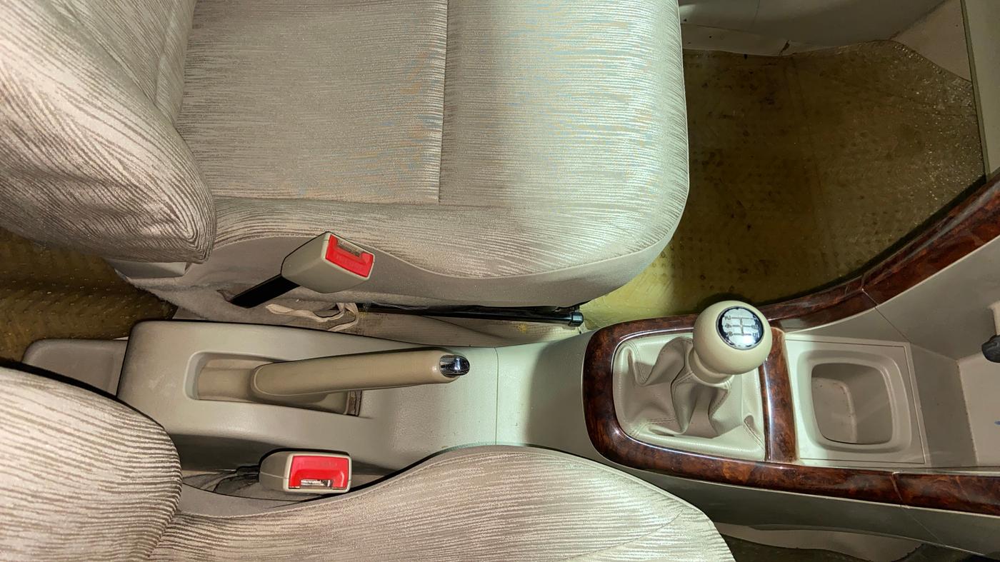 2012 Maruti Ertiga VXI, CNG, Manual, 1,21,839 km, Gear Lever