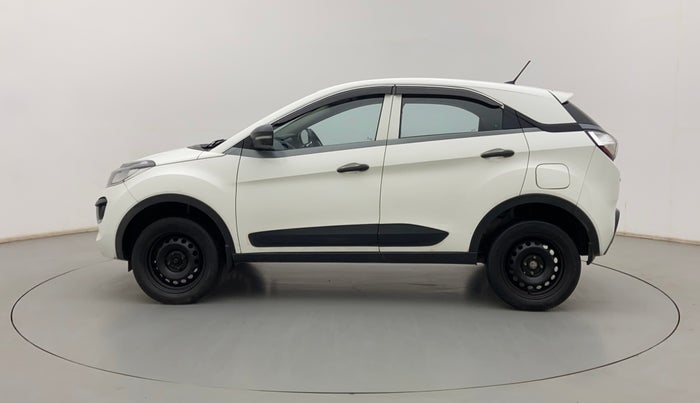 2018 Tata NEXON XM PETROL, Petrol, Manual, 1,06,102 km, Left Side