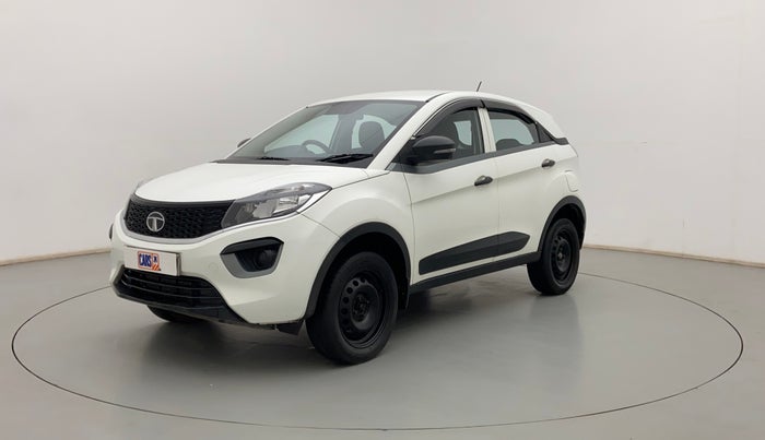 2018 Tata NEXON XM PETROL, Petrol, Manual, 1,06,102 km, Left Front Diagonal