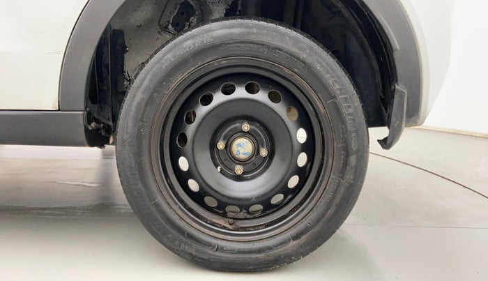 2018 Tata NEXON XM PETROL, Petrol, Manual, 1,06,102 km, Left Rear Wheel