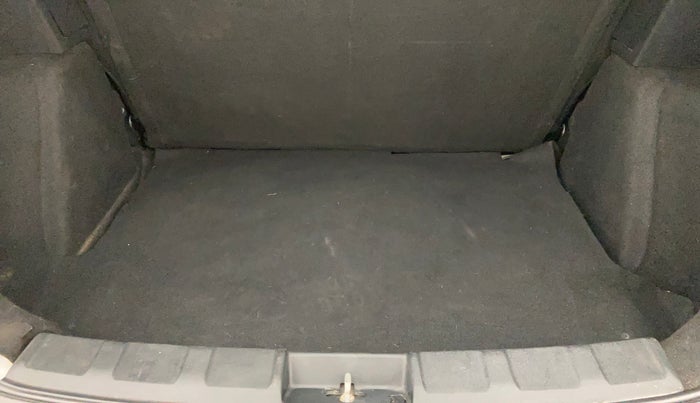 2018 Tata NEXON XM PETROL, Petrol, Manual, 1,06,102 km, Boot Inside