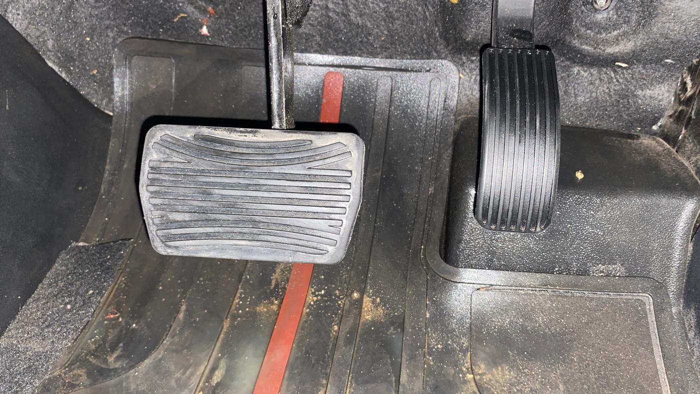 2021 Mahindra Thar LX  P 4WD AT CONVERTIBLE, Petrol, Automatic, 21,785 km, Pedals