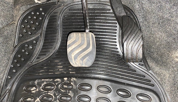 2018 Datsun Redi Go S 1.0 AMT, Petrol, Automatic, 22,806 km, Pedals