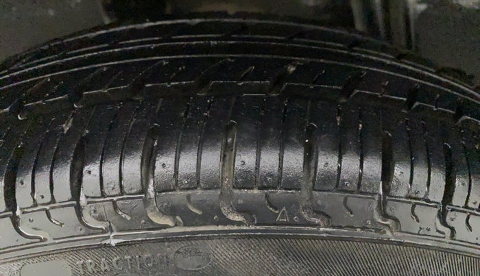 2018 Datsun Redi Go S 1.0 AMT, Petrol, Automatic, 22,806 km, Right Front Tyre Tread