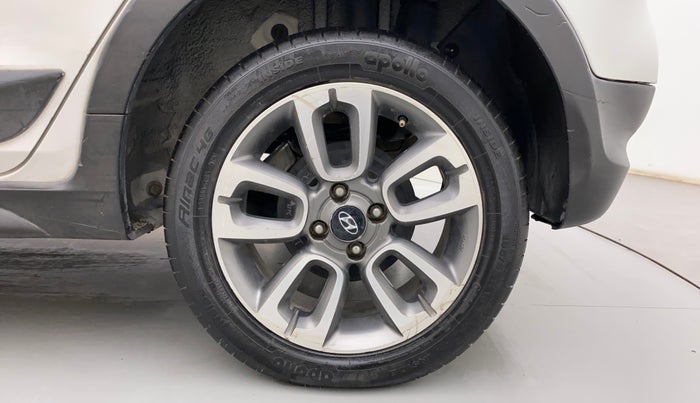 2015 Hyundai i20 Active 1.2 S, Petrol, Manual, 71,368 km, Left Rear Wheel