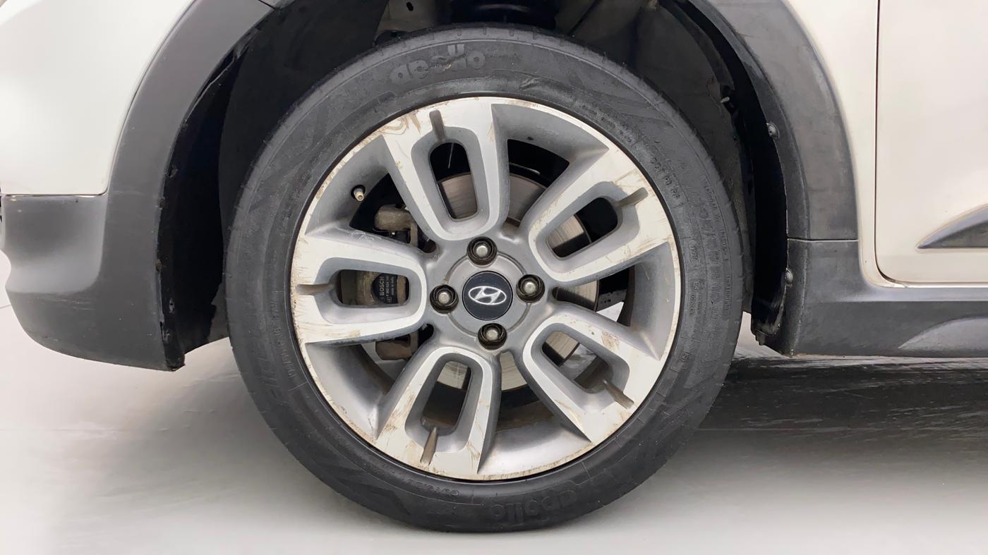 2015 Hyundai i20 Active 1.2 S, Petrol, Manual, 71,368 km, Left Front Wheel