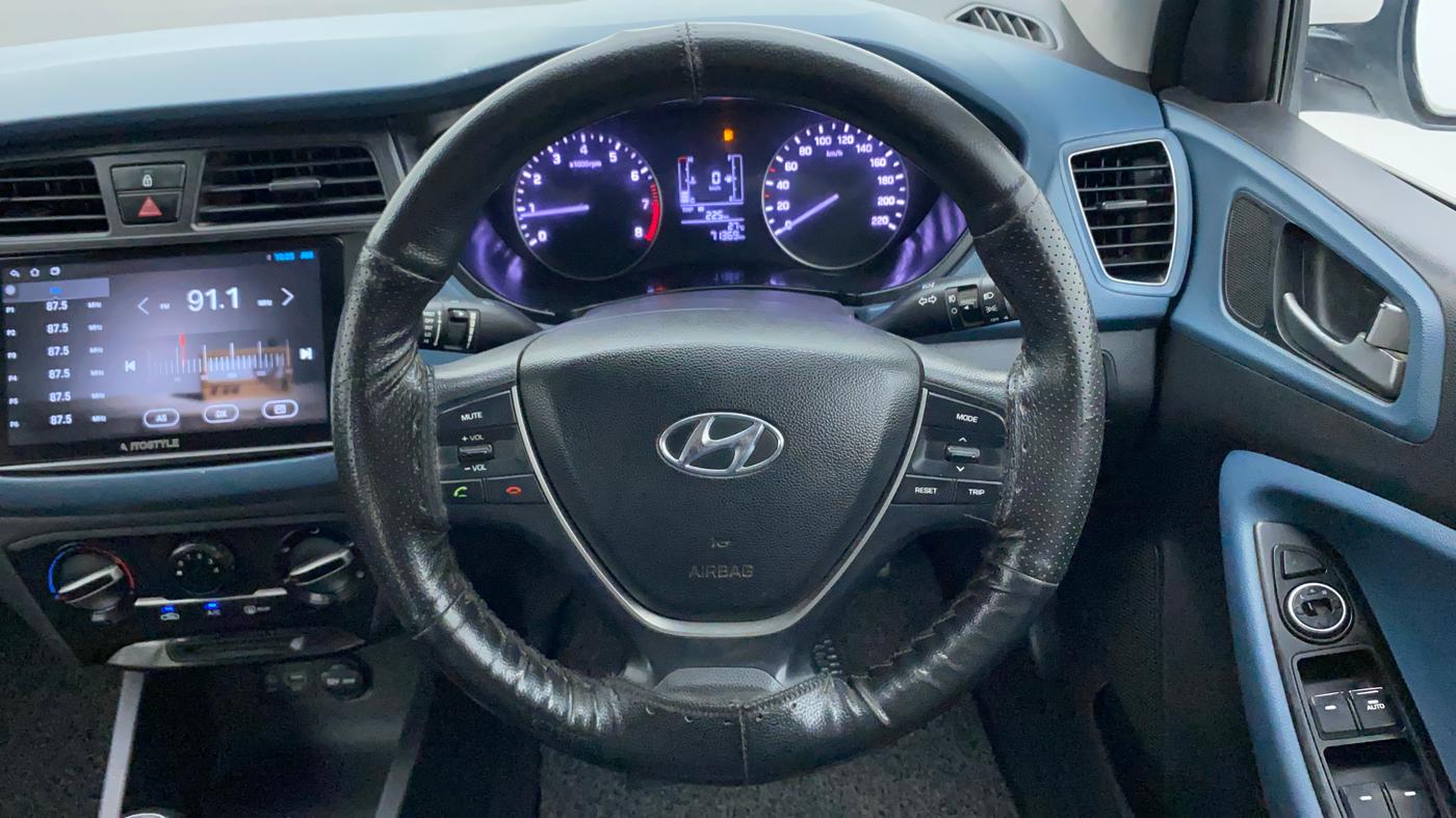 2015 Hyundai i20 Active 1.2 S, Petrol, Manual, 71,368 km, Steering Wheel Close Up