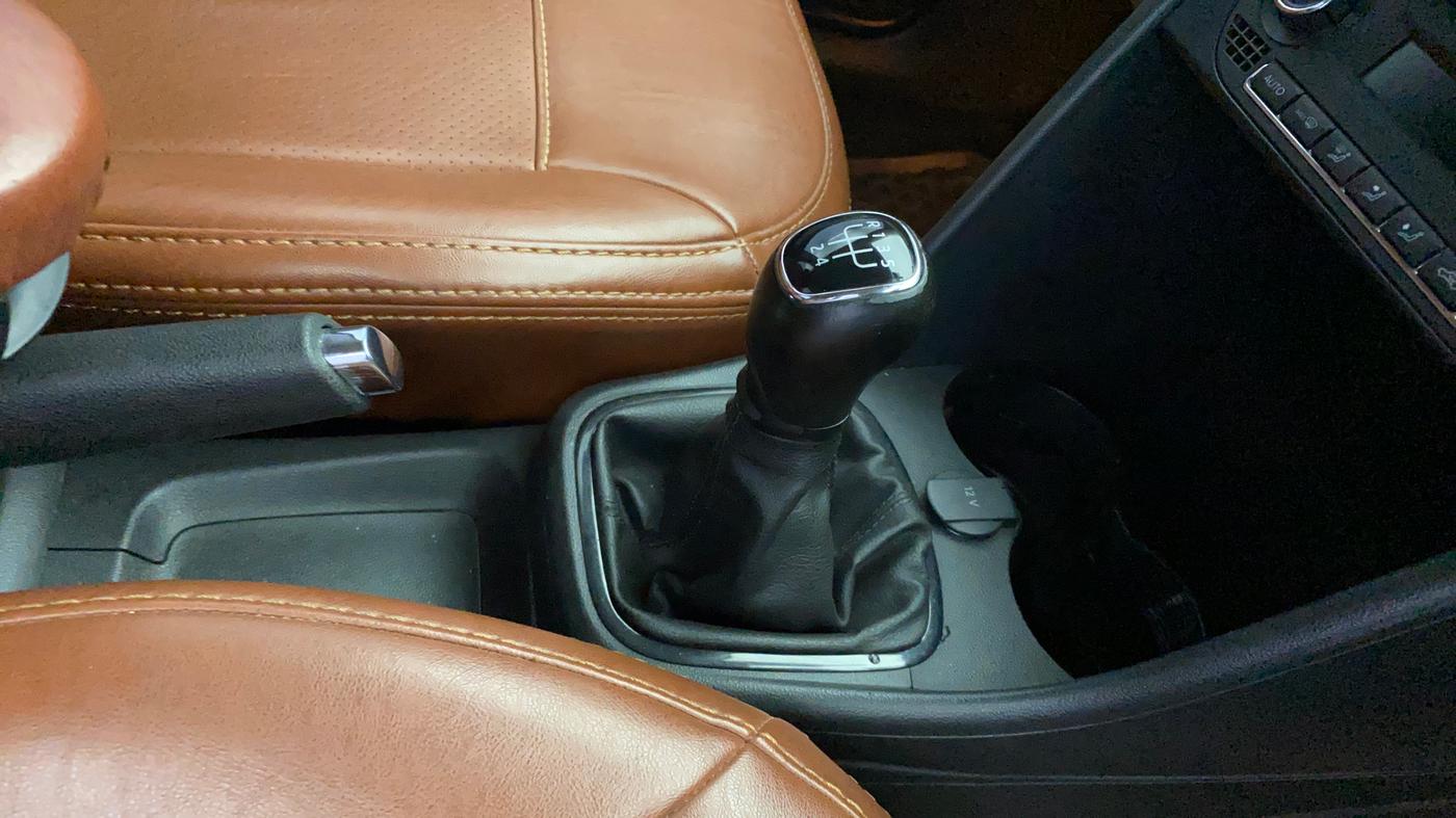2019 Skoda Rapid STYLE 1.6 MPI, Petrol, Manual, 65,949 km, Gear Lever