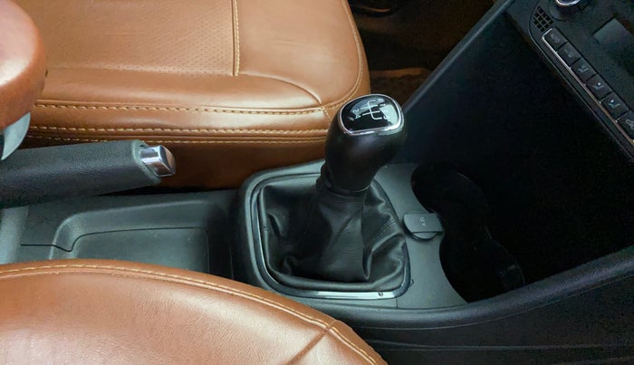 2019 Skoda Rapid STYLE 1.6 MPI, Petrol, Manual, 65,949 km, Gear Lever