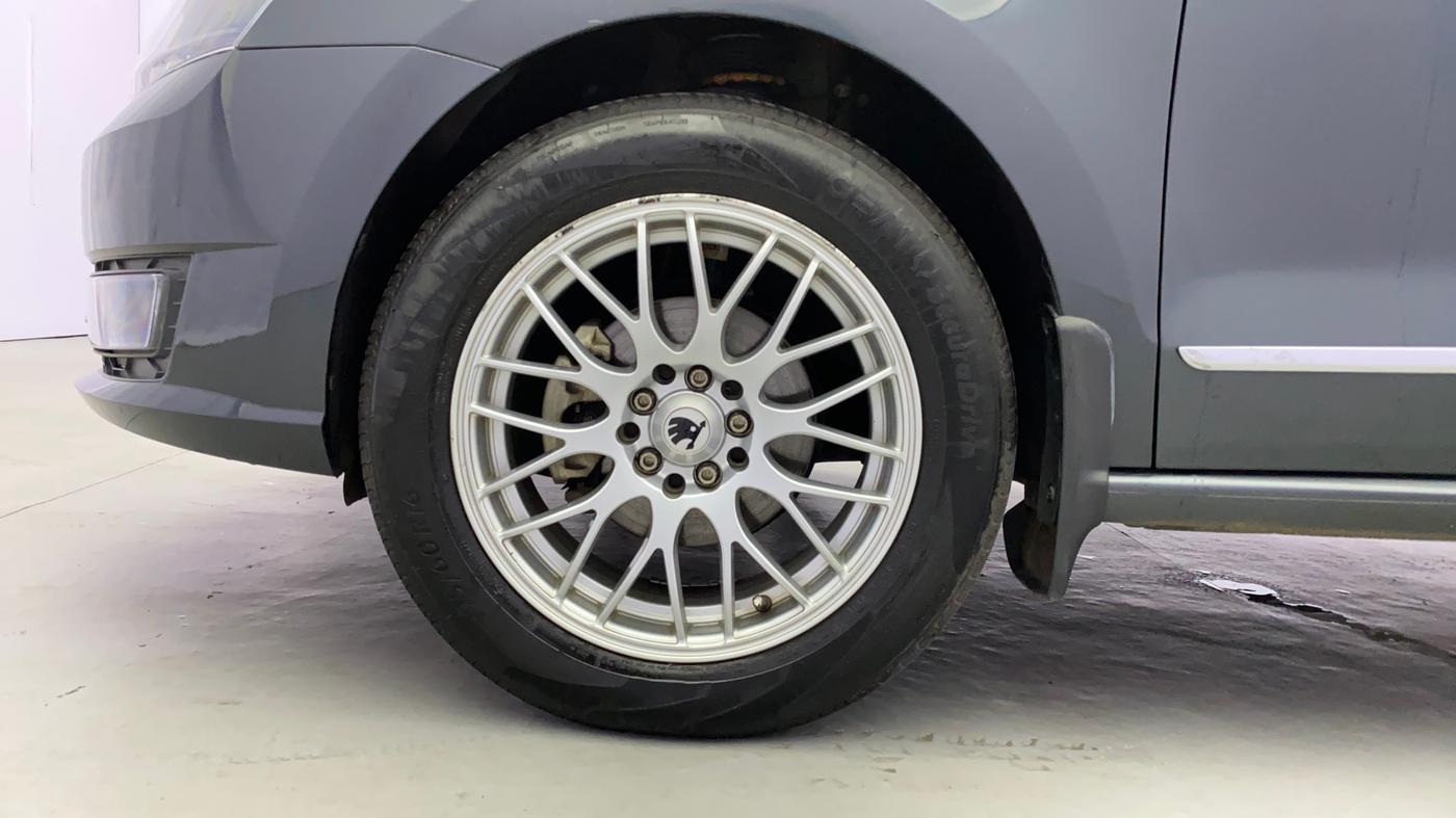 2019 Skoda Rapid STYLE 1.6 MPI, Petrol, Manual, 65,949 km, Left Front Wheel