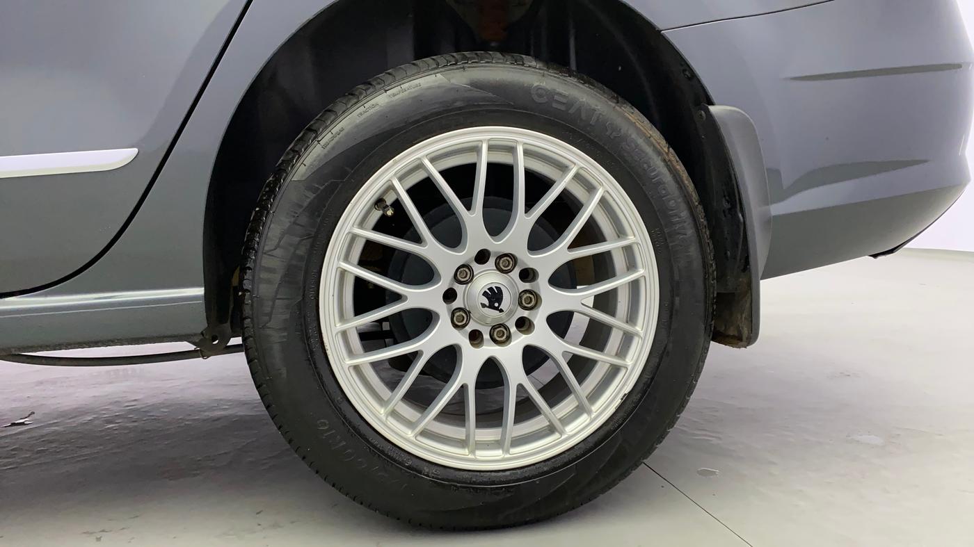 2019 Skoda Rapid STYLE 1.6 MPI, Petrol, Manual, 65,949 km, Left Rear Wheel